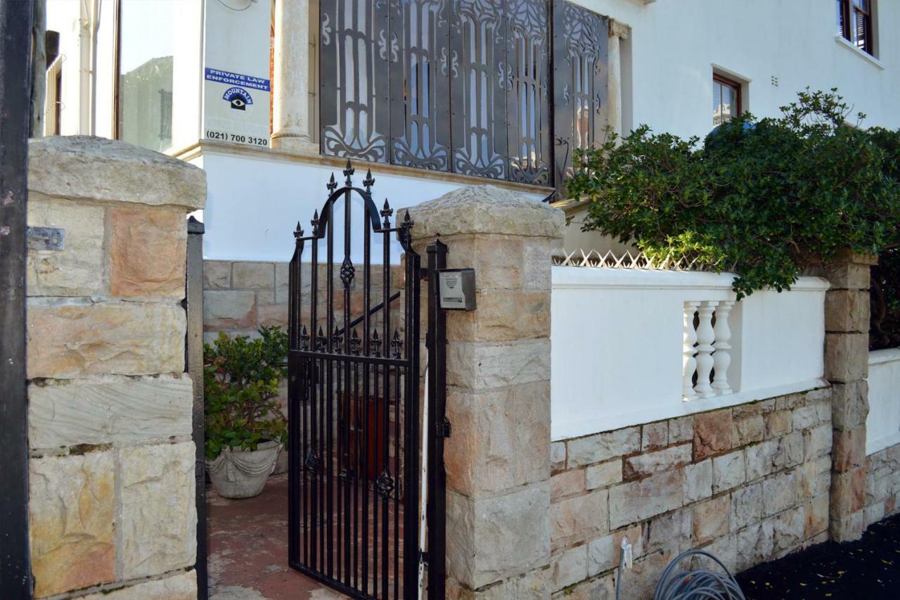 Bella Ev Guest House Muizenberg Exterior foto